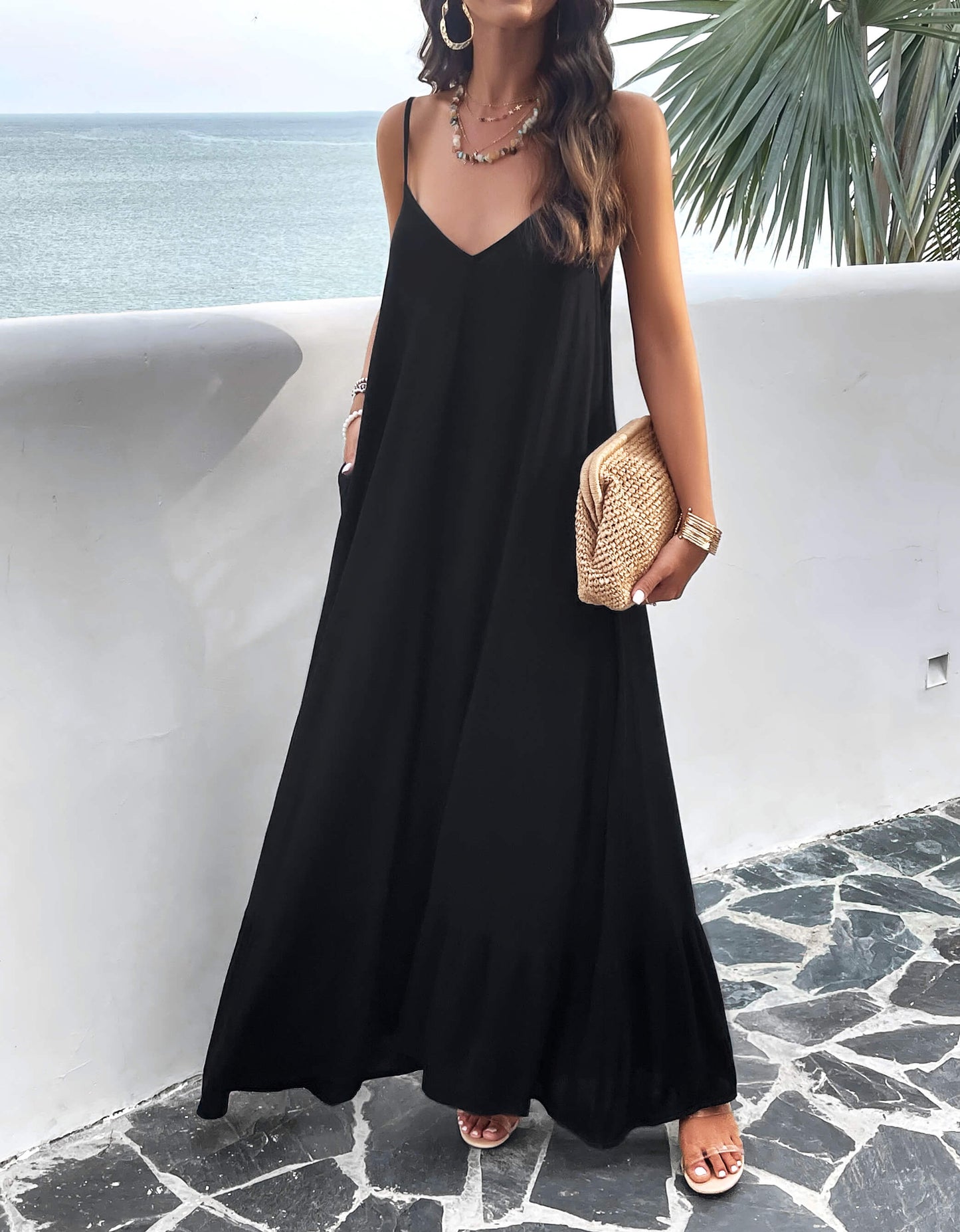 Olivian Pocketed Maxi Dress - Black